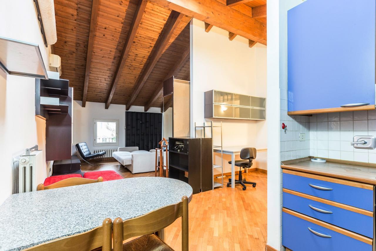 Emilia Levante 2, Bologna By Short Holidays Apartment ภายนอก รูปภาพ