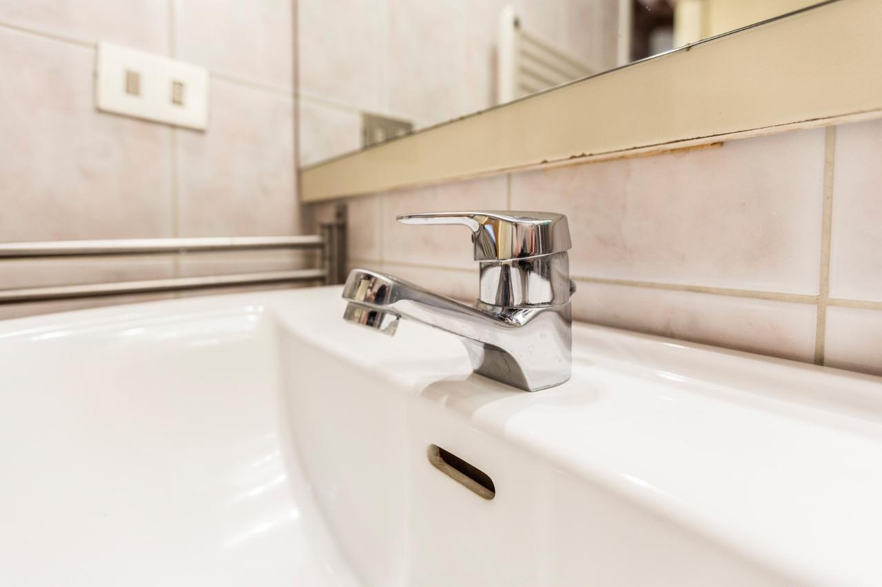 Emilia Levante 2, Bologna By Short Holidays Apartment ภายนอก รูปภาพ